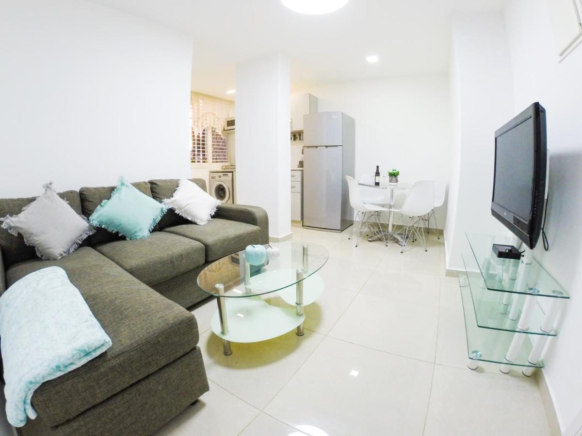 Great Location Fully Equipped Appartement Eilat Buitenkant foto