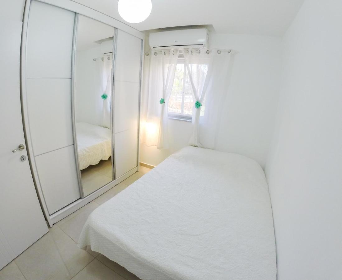 Great Location Fully Equipped Appartement Eilat Buitenkant foto