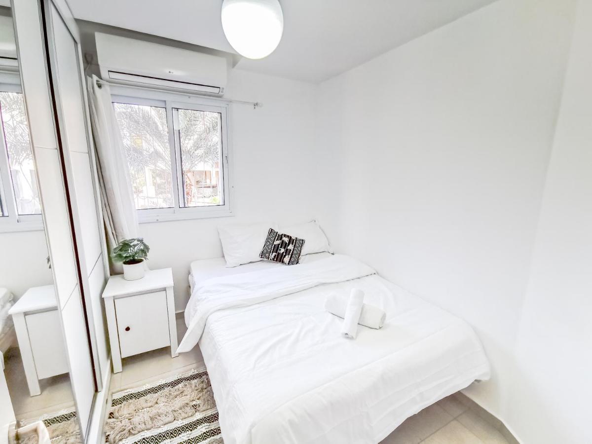 Great Location Fully Equipped Appartement Eilat Buitenkant foto